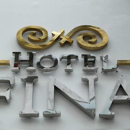 Hotel Fina Tabaco Bagian luar foto